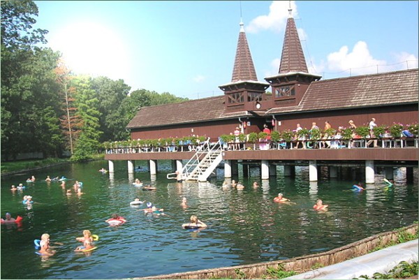 Отдых в Венгрии на озере Хевиз цены