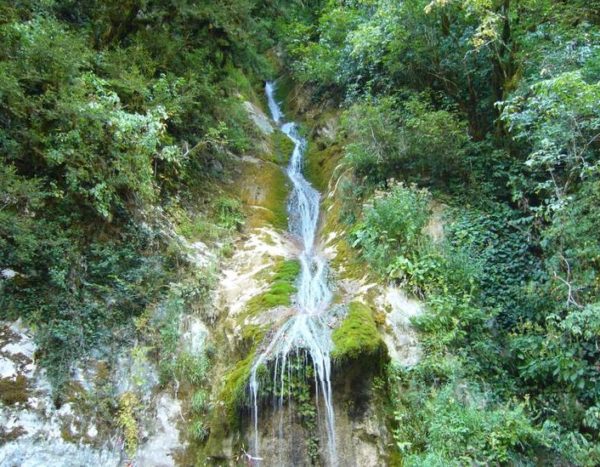Водопад Мужские слёзы в Абхазии