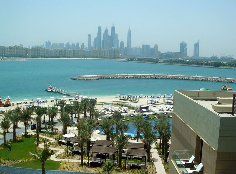 Подробнее о статье Отдых в апреле на море за границей