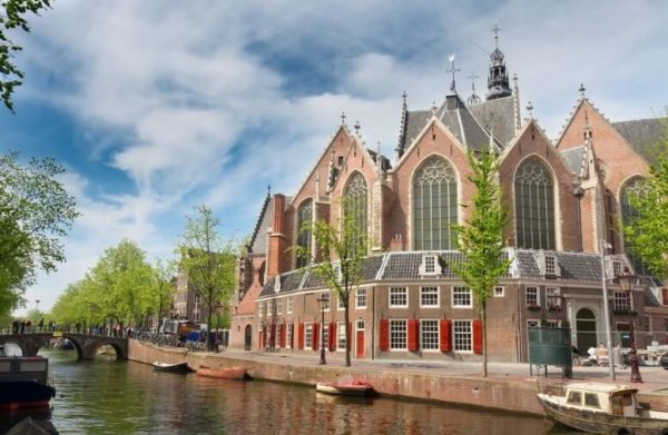 Амстердам-город-в-Нидерландах-достопримечательности