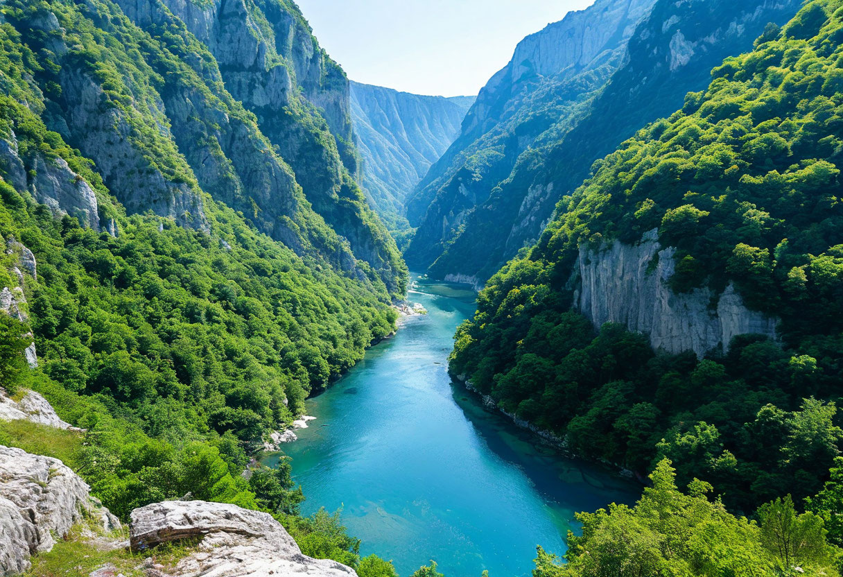 Каньон реки Тара Черногория второй по глубине в мире