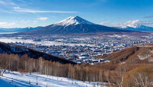 Подробнее о статье Гора Морозная: горнолыжный курорт на Камчатке с видом на вулканы