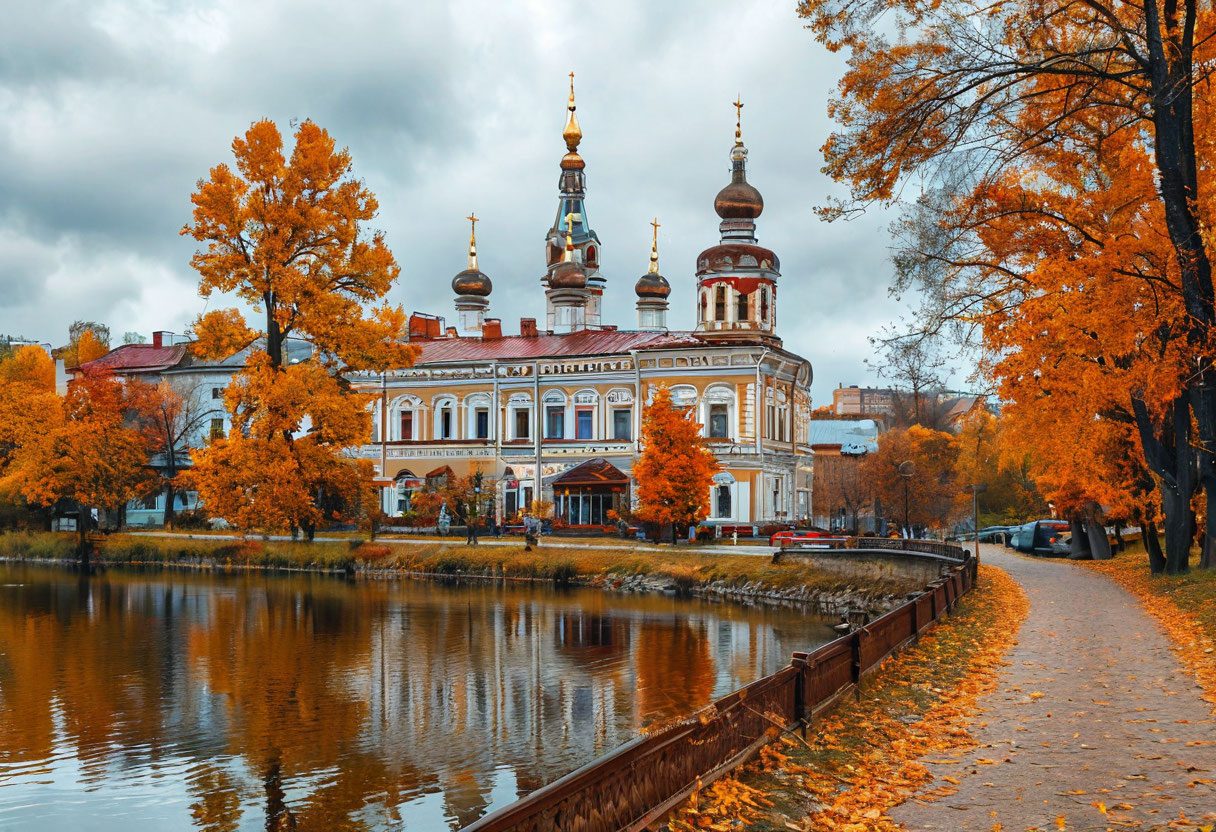 Набережная и купеческий центр Старицы