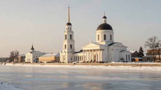 Спасо-Преображенский собор в Рыбинске зимой у Волги